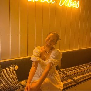 Meet your Posher, Scarlet